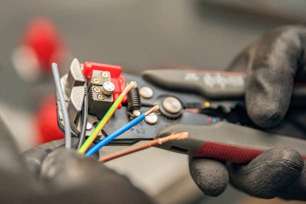 Electrical Outlet Repair in Creve Coeur, MO